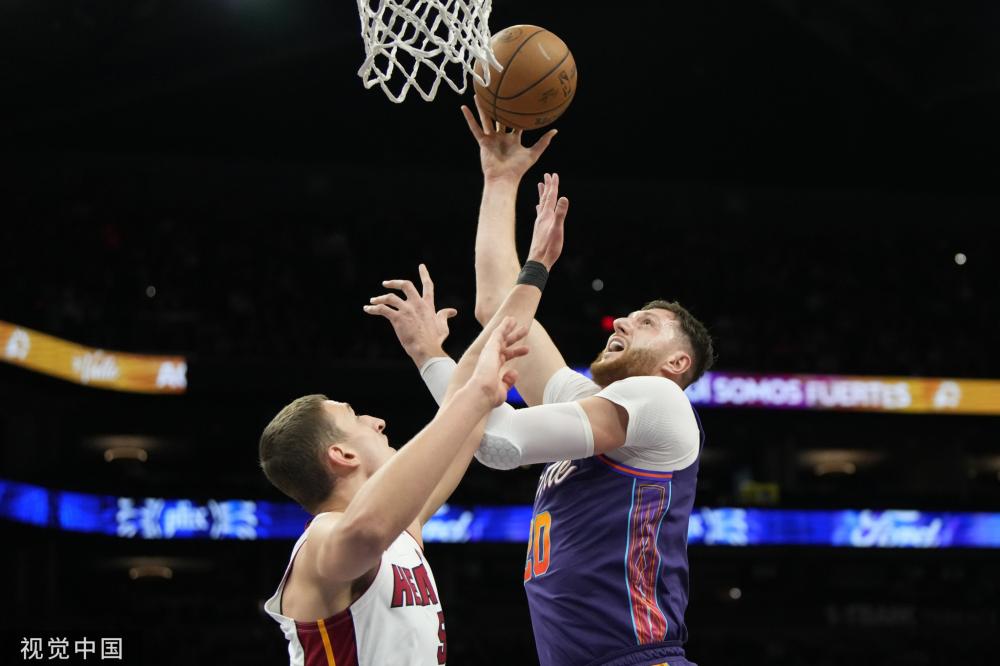 的铁杆粉丝 的铁杆粉丝